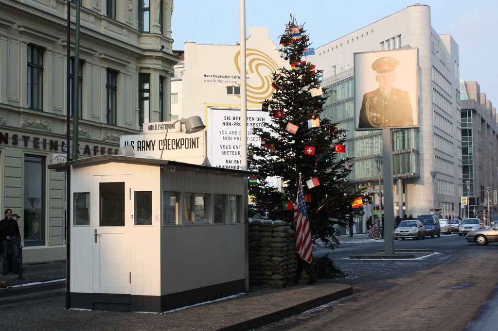 Checkpoint Charlie à Berlin