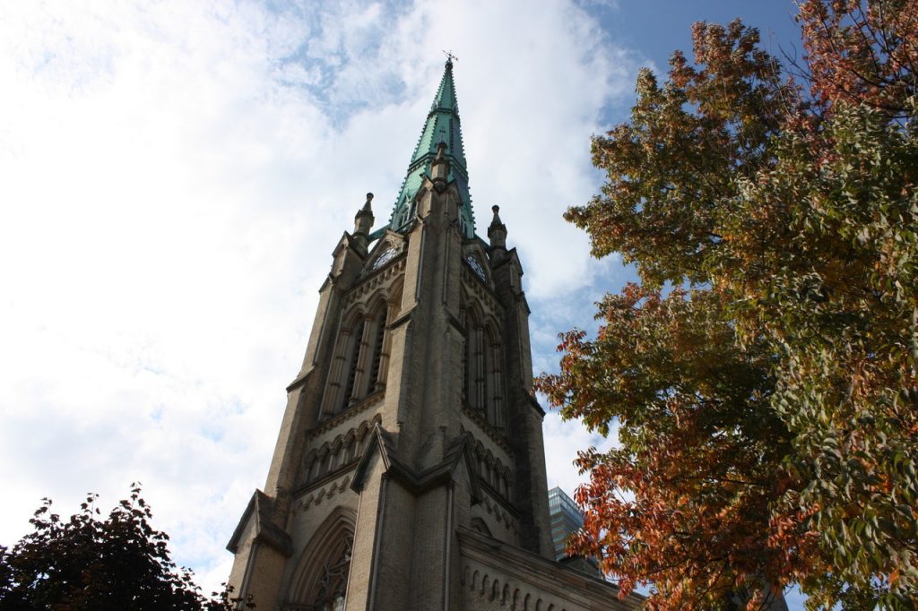 Cathédrale Saint-Jacques de Toronto au Canada
