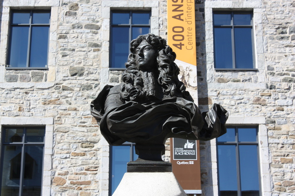 Buste de Louis XIV à Québec sur la place Royale