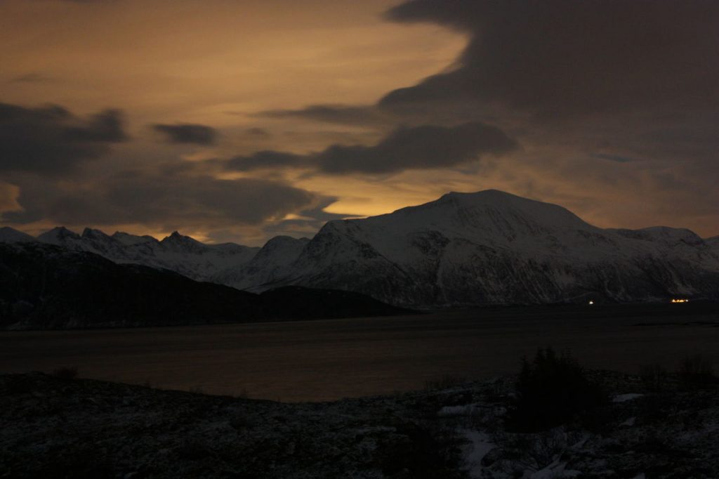 Sommaroy la nuit près de Tromsø