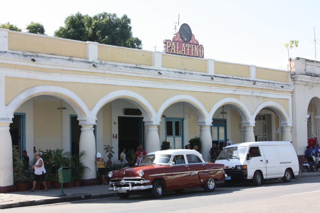 Bar El Palatino à Cienfuegos à Cuba