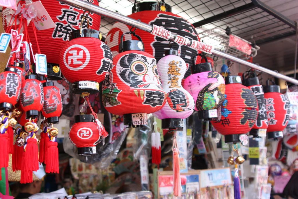 Souvenirs de Tokyo au temple Senso-Ji