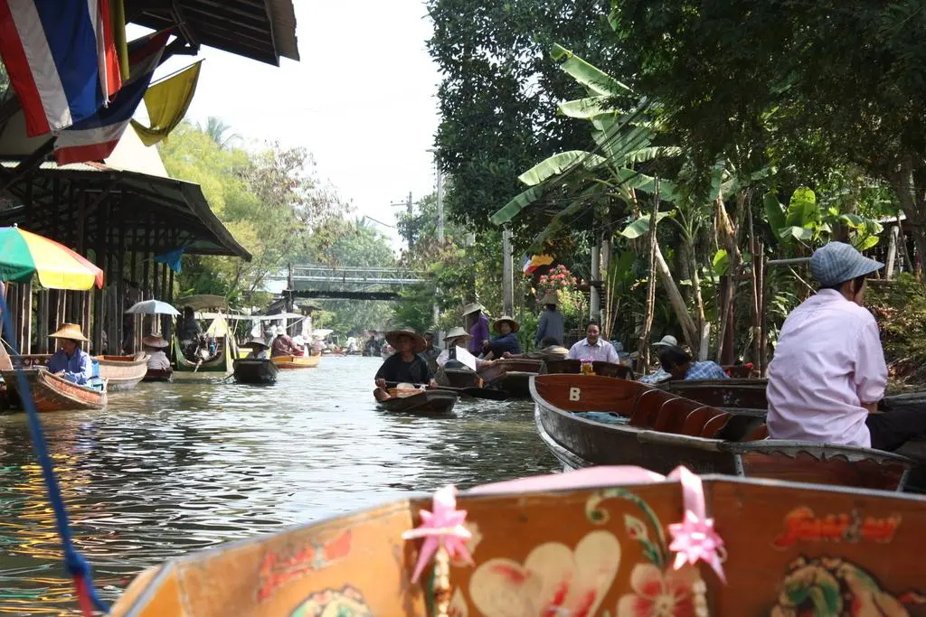 Floating Market à Bangkok en Thaïlande