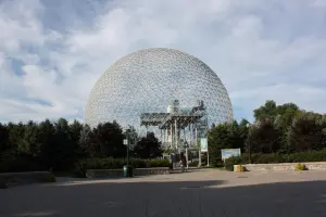La Biosphère dans le parc Jean-Drapeau à Montréal