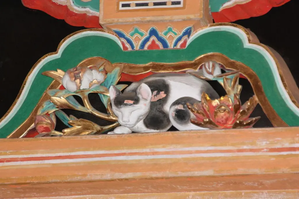 Le chat qui dort du sanctuaire Tōshō-gū à Nikko