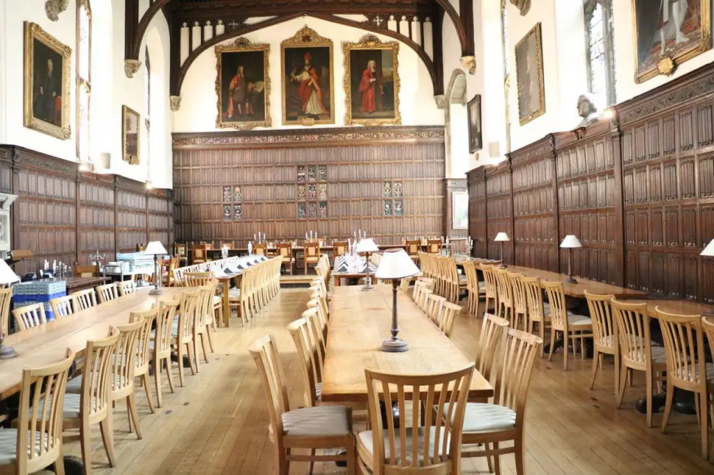 Salle à manger du Magdalen College à Oxford