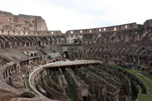 Le Colisée de Rome vu de l'extérieur