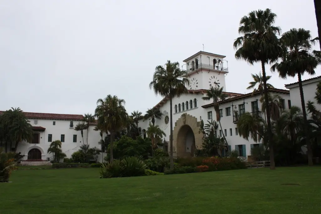 Vue côtière sur Santa Barbara