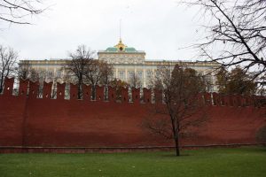 Mur et tours du Kremlin de Moscou
