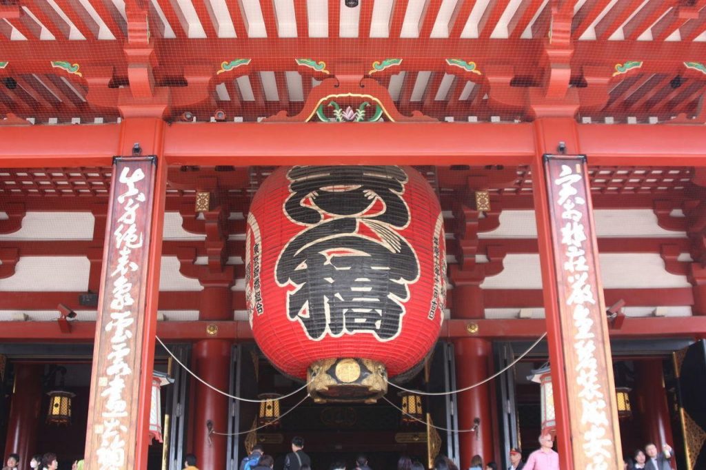 Toits et architecture du temple Senso-ji