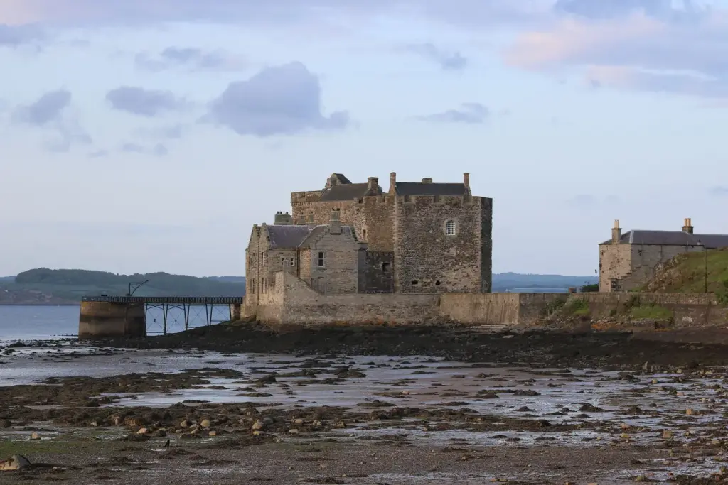 Blackness Castle au bord du Firth of Forth