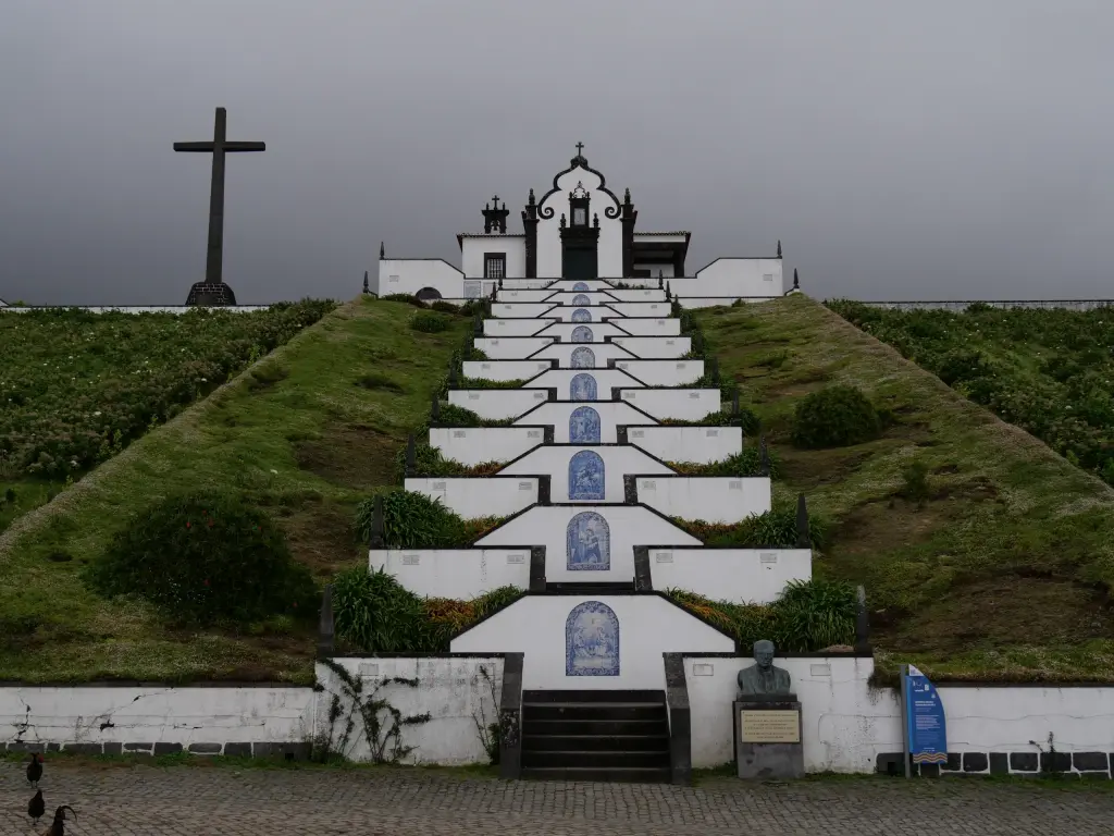 Escaliers de l'Ermida de Nossa Senhora da Paz