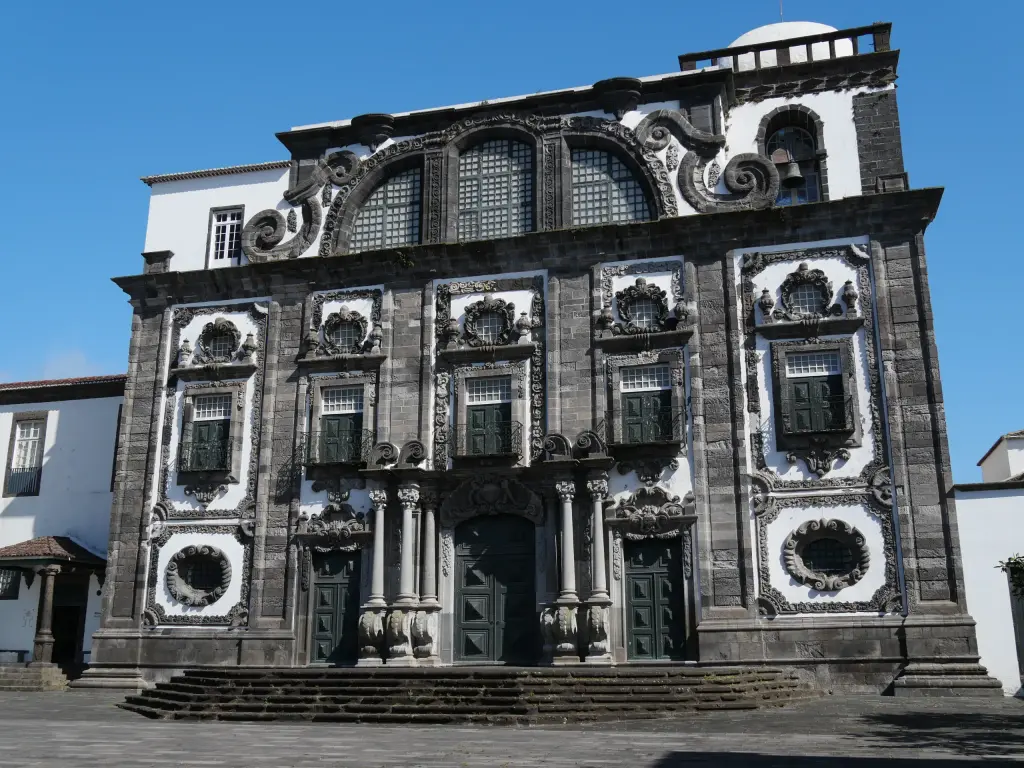 Façade de l'Igreja do Colégio dos Jesuítas à Ponta Delgada
