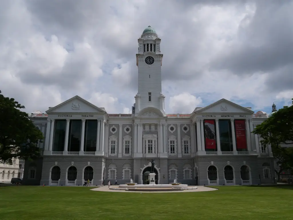 Façade du Victoria Theatre and Concert Hall à Singapour